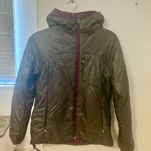 Marmot Purple and Gray Puffer Down  Jacket Insulated Hooded Coat